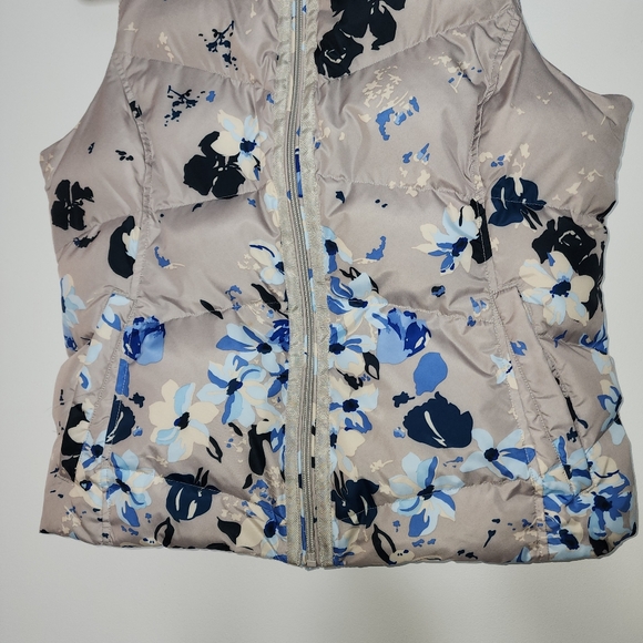 Lands End puffer vest taupe blue floral women's medium - Picture 3 of 14
